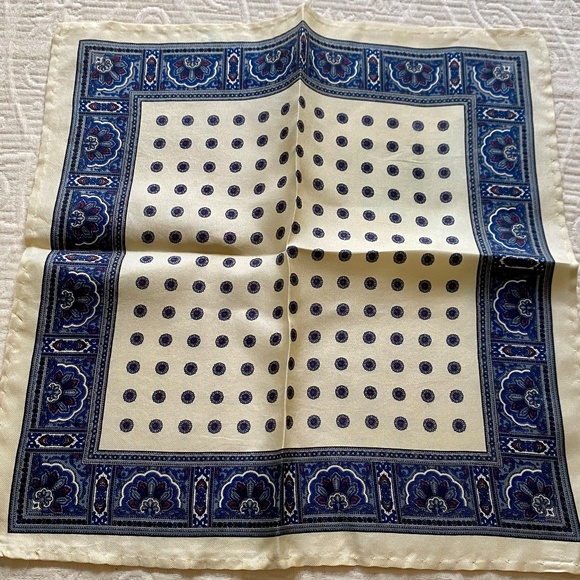 Two Silk Pocket Handkerchiefs. Men's Fashion Squares. Traditional Patterns. Used - Picture 7 of 8